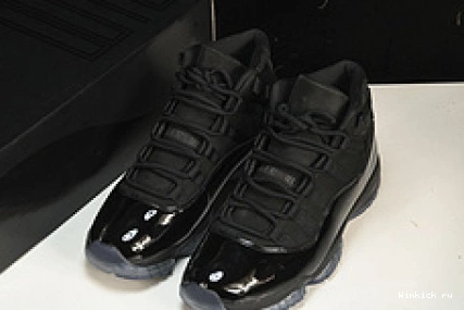 RETRO AND GOWN CAP 11 - JORDAN 1118